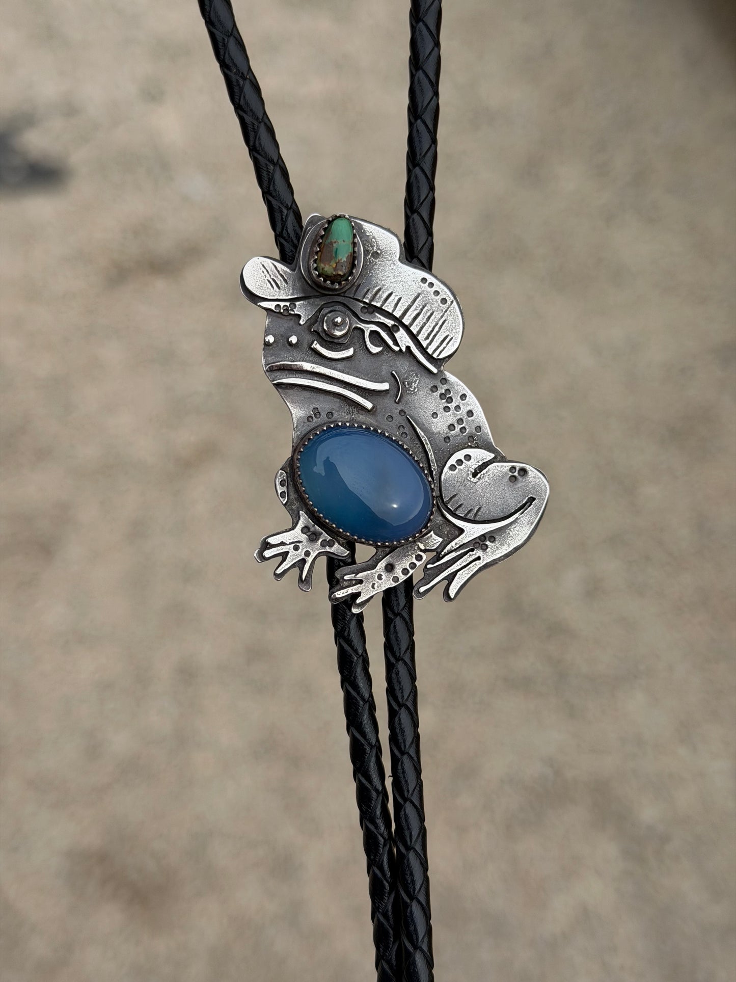 Howdy, Cowboy Frog Bolo