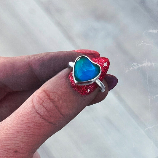 Color Changing Mood Heart Ring