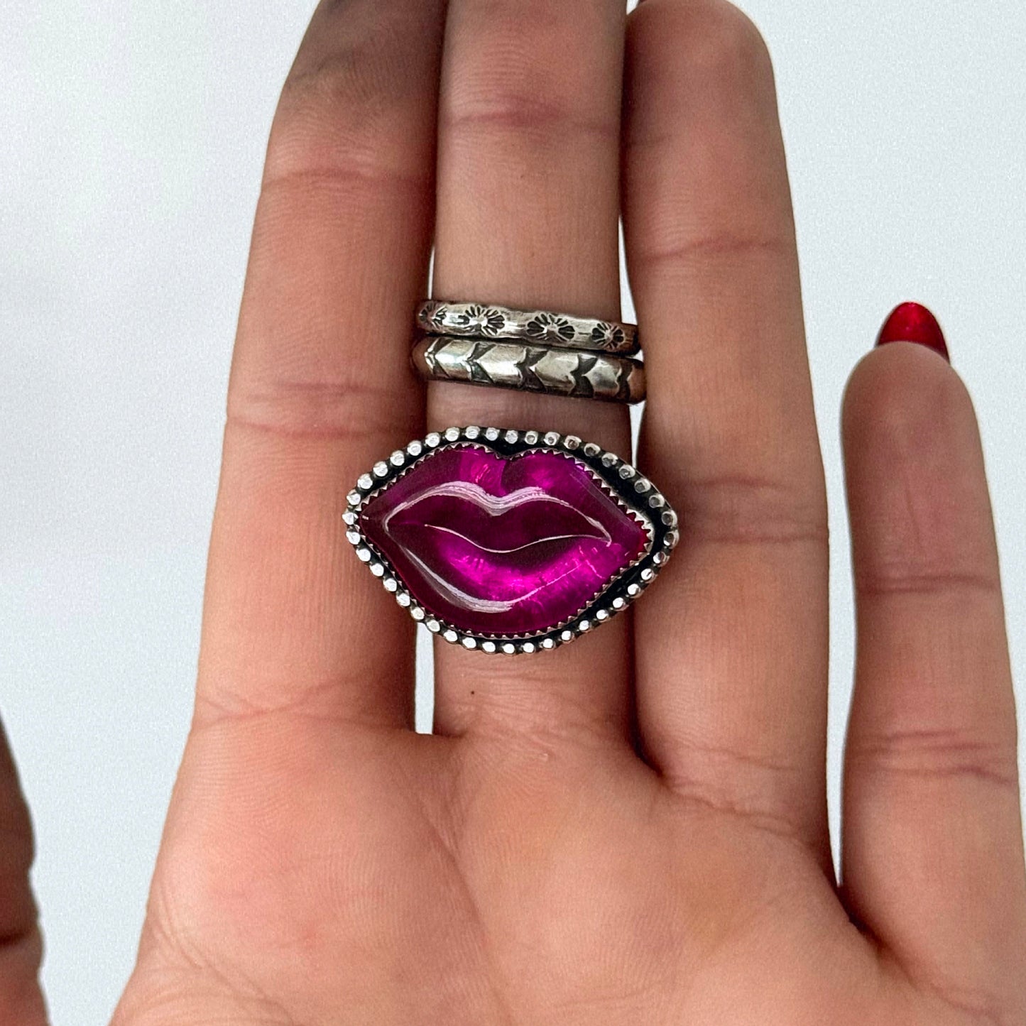 Hot Pink Lips Ring